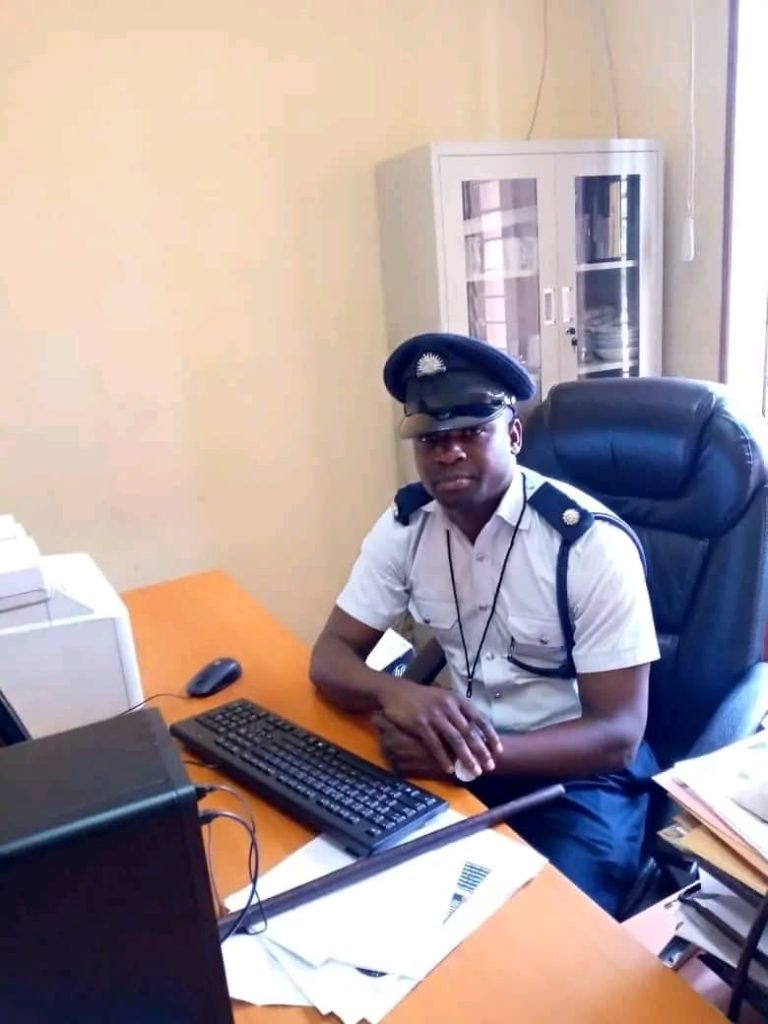 Immigration clarifies reported suspension of passport applications