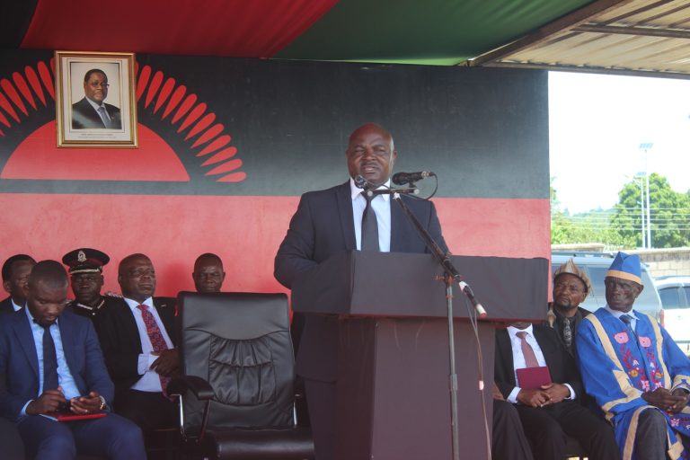 Government urges unity, justice and patriotism on Martyrs’ Day